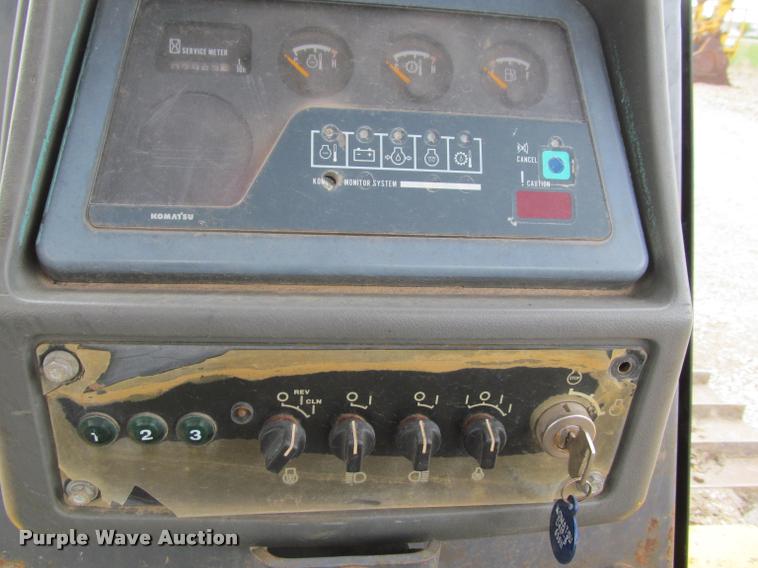 image for item K3979 2006 Komatsu D41P-6 dozer