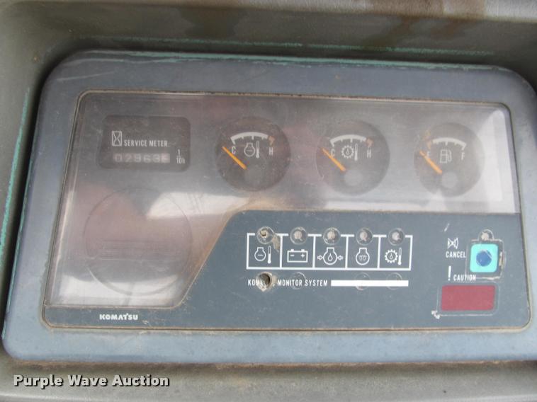 image for item K3979 2006 Komatsu D41P-6 dozer