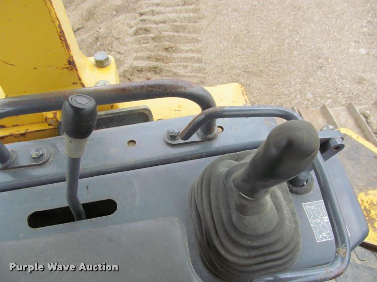 image for item K3979 2006 Komatsu D41P-6 dozer