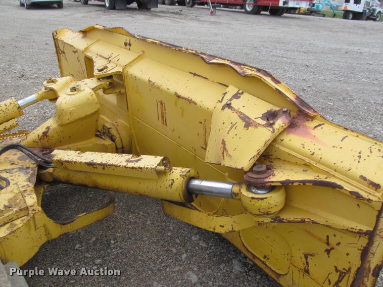 image for item K3979 2006 Komatsu D41P-6 dozer