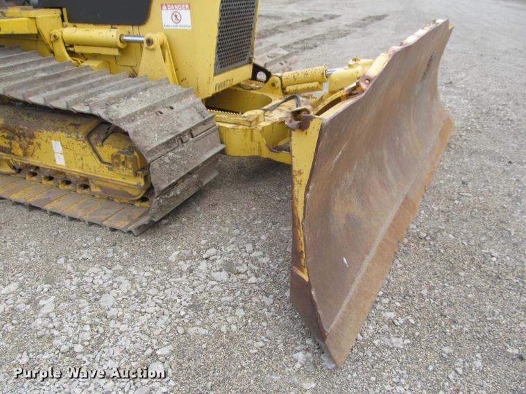 image for item K3979 2006 Komatsu D41P-6 dozer