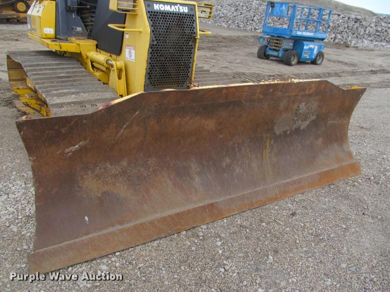 image for item K3979 2006 Komatsu D41P-6 dozer