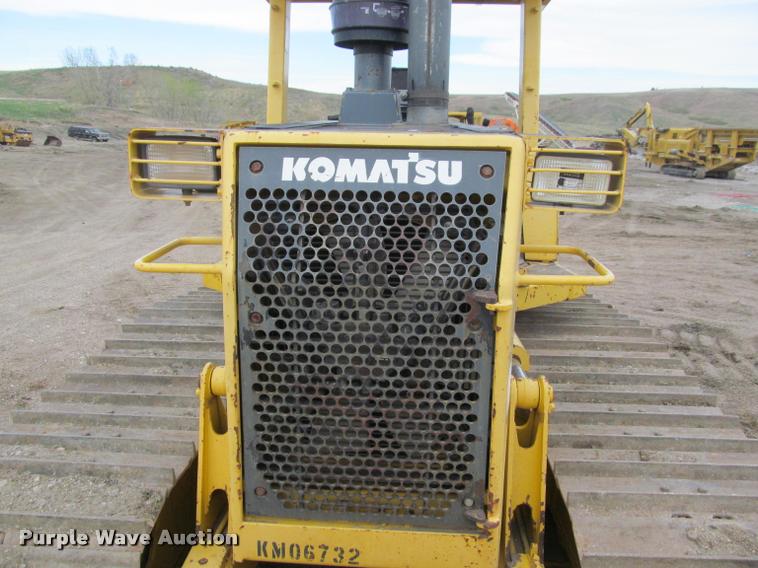 image for item K3979 2006 Komatsu D41P-6 dozer