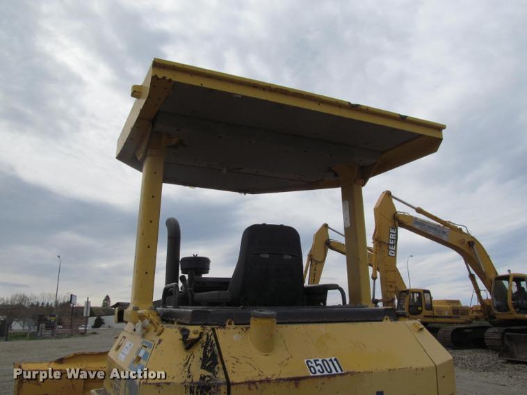 image for item K3979 2006 Komatsu D41P-6 dozer