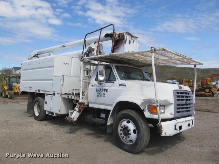 image for item K3982 1997 Ford F800 bucket truck