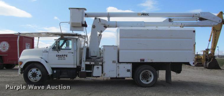image for item K3982 1997 Ford F800 bucket truck
