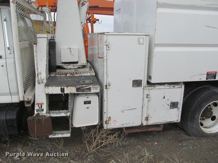 image for item K3982 1997 Ford F800 bucket truck
