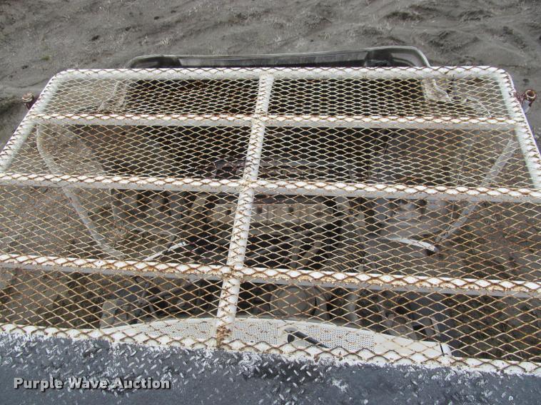 image for item K3982 1997 Ford F800 bucket truck