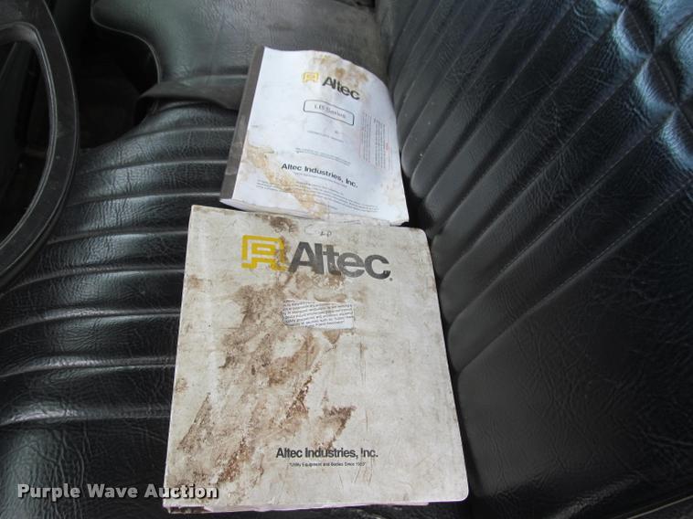 image for item K3982 1997 Ford F800 bucket truck