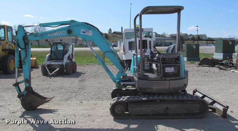 image for item K3986 Kobelco SK35 mini excavator
