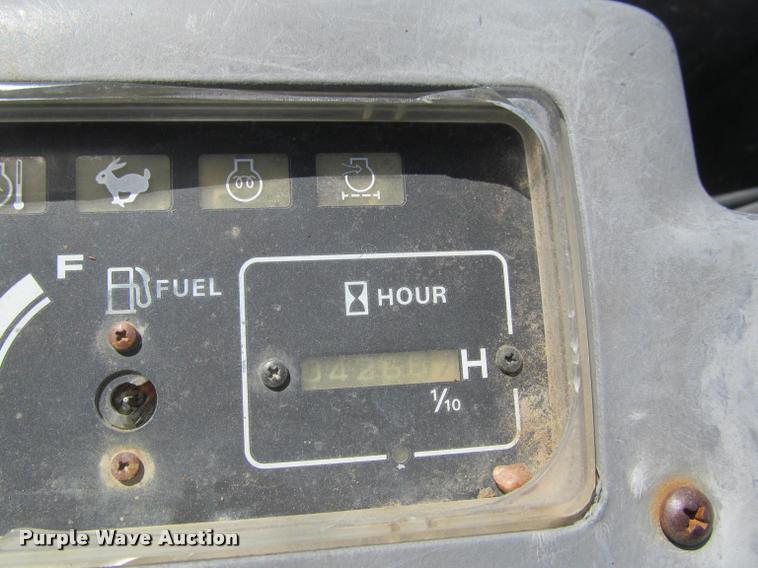 image for item K3986 Kobelco SK35 mini excavator