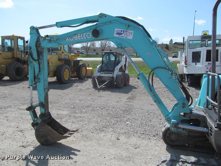 image for item K3986 Kobelco SK35 mini excavator
