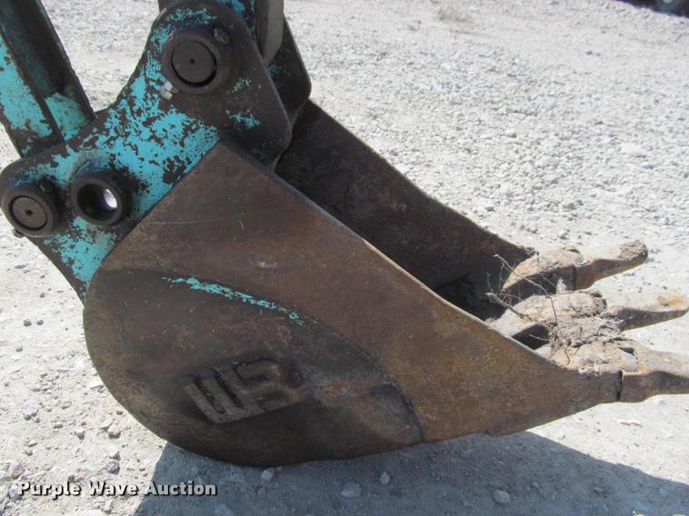 image for item K3986 Kobelco SK35 mini excavator