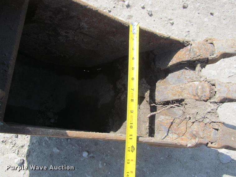 image for item K3986 Kobelco SK35 mini excavator