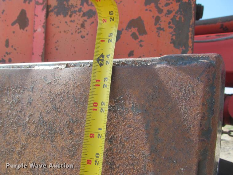 image for item K3988 1995 GMC TopKick TC7H064 flatbed truck with crane