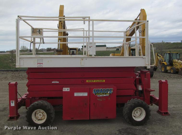 image for item K3989 1997 Snorkel SLH4084HD scissor lift