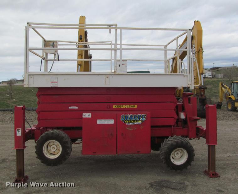 image for item K3989 1997 Snorkel SLH4084HD scissor lift