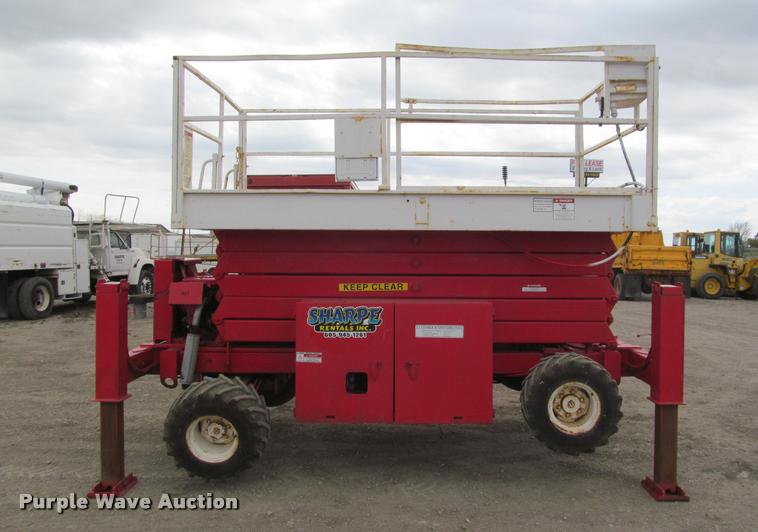 image for item K3989 1997 Snorkel SLH4084HD scissor lift