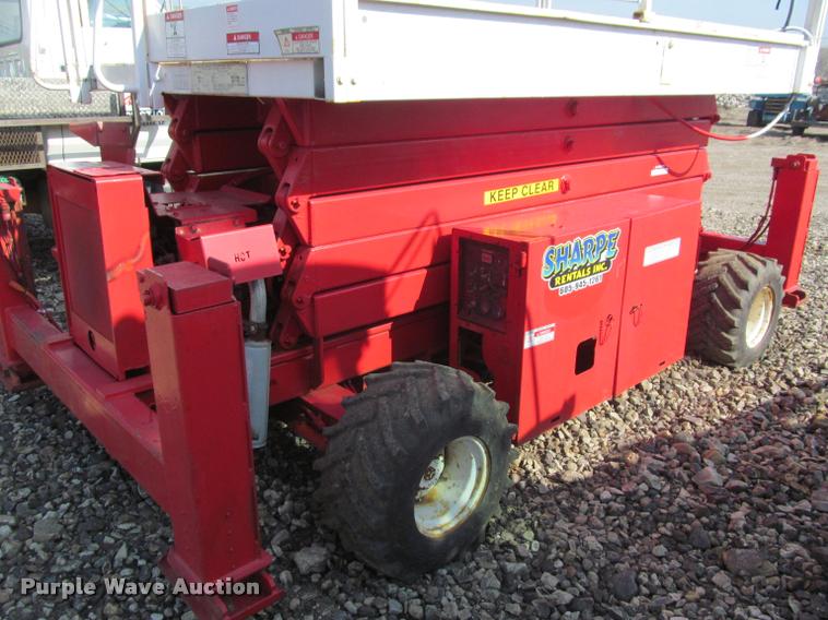 image for item K3989 1997 Snorkel SLH4084HD scissor lift