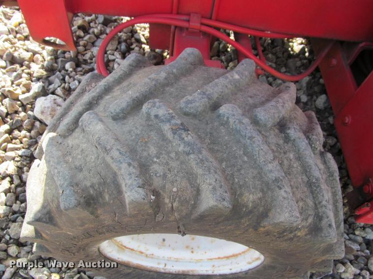 image for item K3989 1997 Snorkel SLH4084HD scissor lift