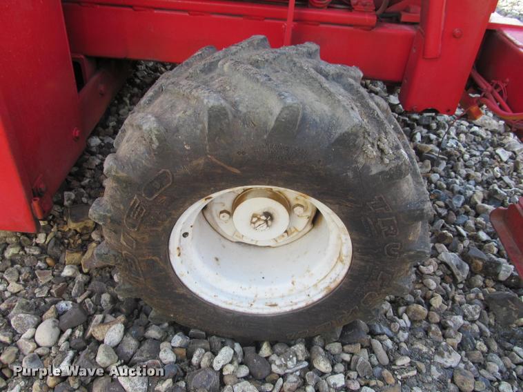 image for item K3989 1997 Snorkel SLH4084HD scissor lift