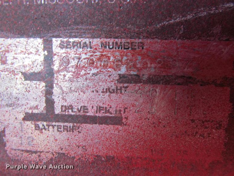 image for item K3989 1997 Snorkel SLH4084HD scissor lift