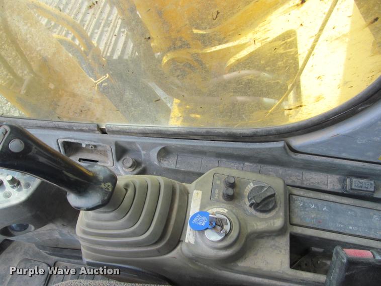 image for item K3991 1998 John Deere 330LC excavator