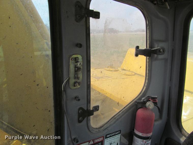 image for item K3991 1998 John Deere 330LC excavator