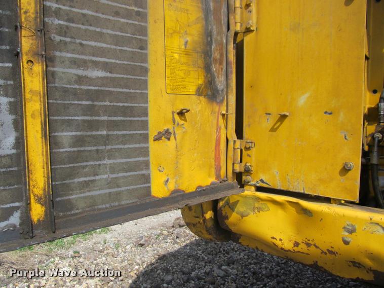 image for item K3991 1998 John Deere 330LC excavator