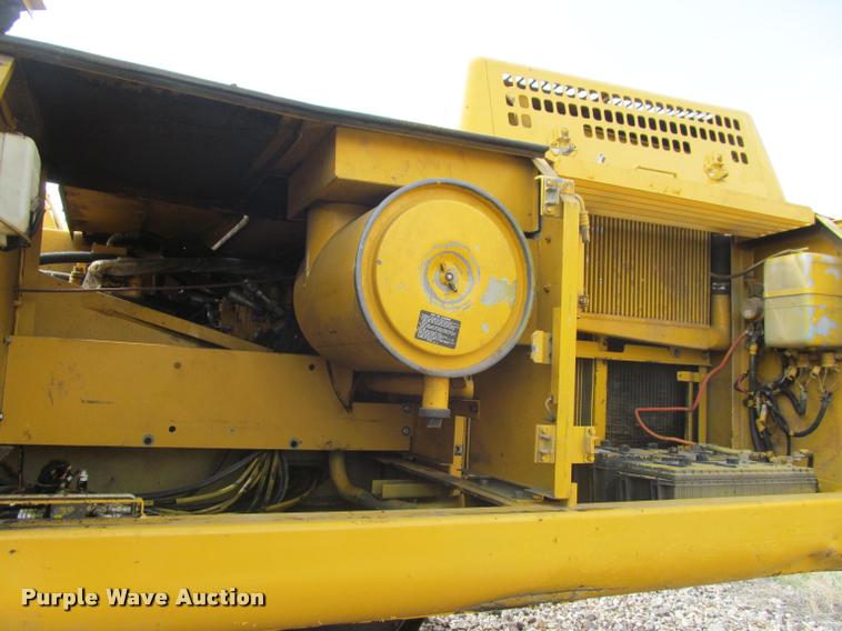 image for item K3991 1998 John Deere 330LC excavator