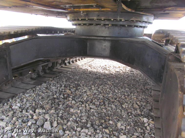 image for item K3991 1998 John Deere 330LC excavator