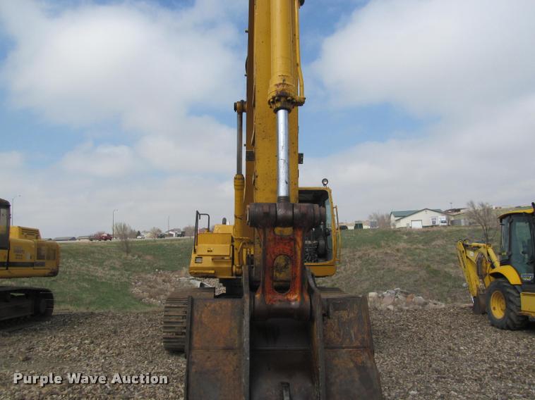 image for item K3991 1998 John Deere 330LC excavator