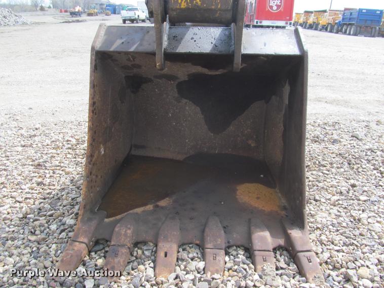 image for item K3991 1998 John Deere 330LC excavator