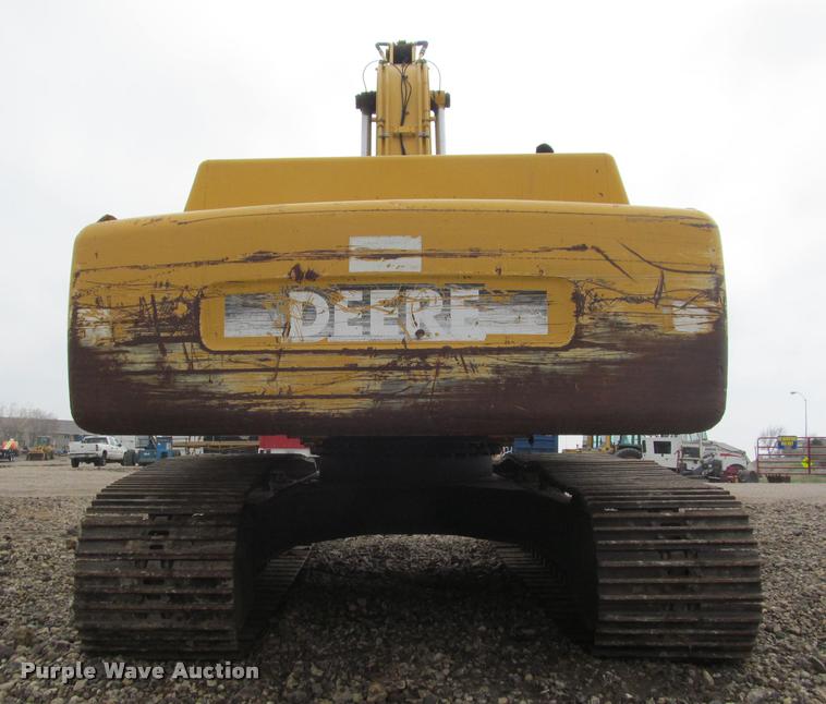 image for item K3992 1999 John Deere 330LC excavator