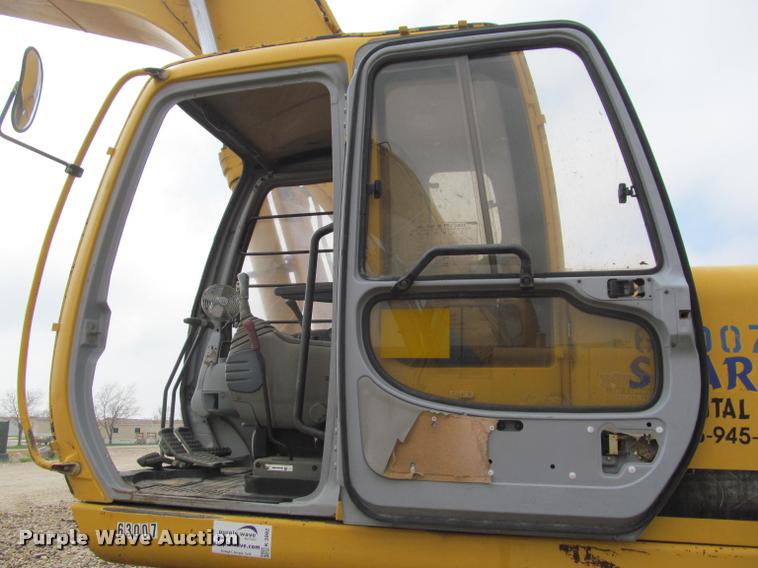 image for item K3992 1999 John Deere 330LC excavator