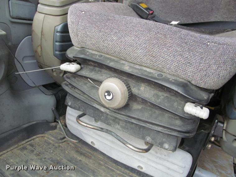 image for item K3992 1999 John Deere 330LC excavator