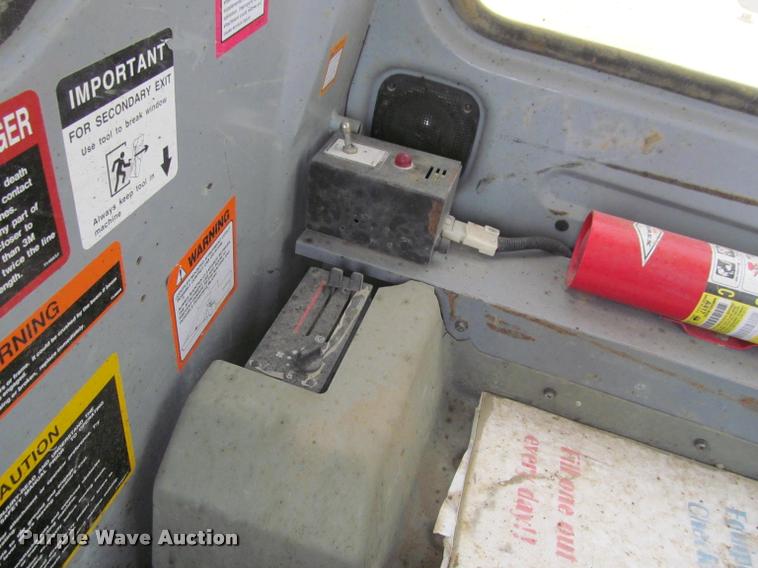 image for item K3992 1999 John Deere 330LC excavator