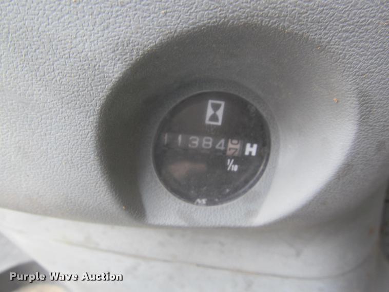 image for item K3992 1999 John Deere 330LC excavator