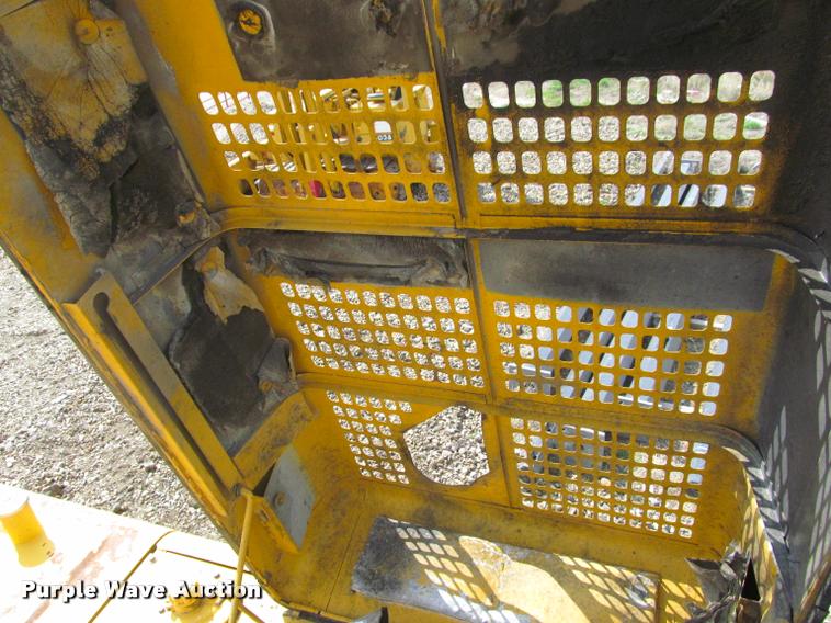 image for item K3992 1999 John Deere 330LC excavator