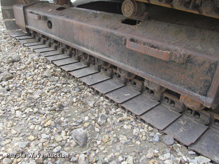 image for item K3992 1999 John Deere 330LC excavator