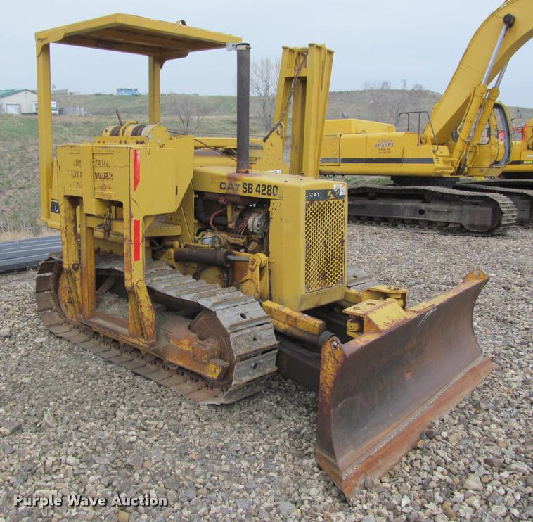 image for item K3993 Caterpillar D3B pipelayer
