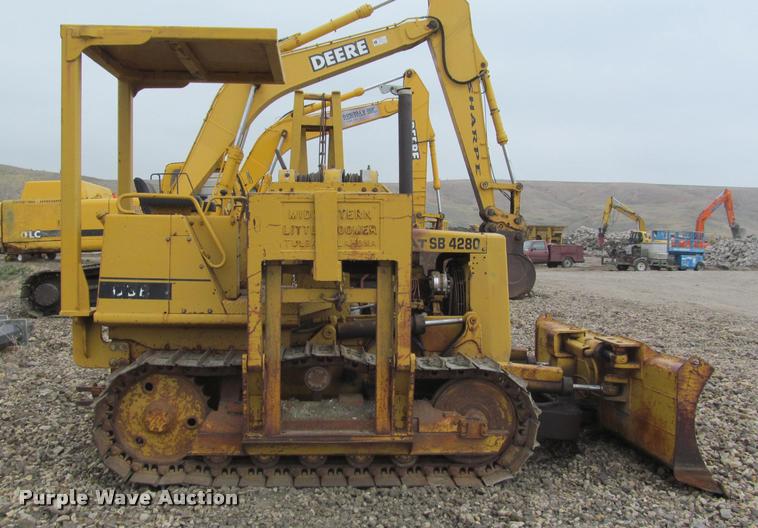 image for item K3993 Caterpillar D3B pipelayer