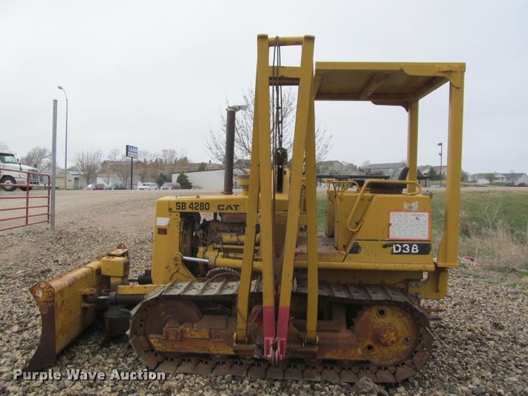 image for item K3993 Caterpillar D3B pipelayer