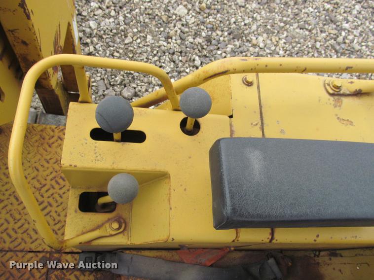 image for item K3993 Caterpillar D3B pipelayer