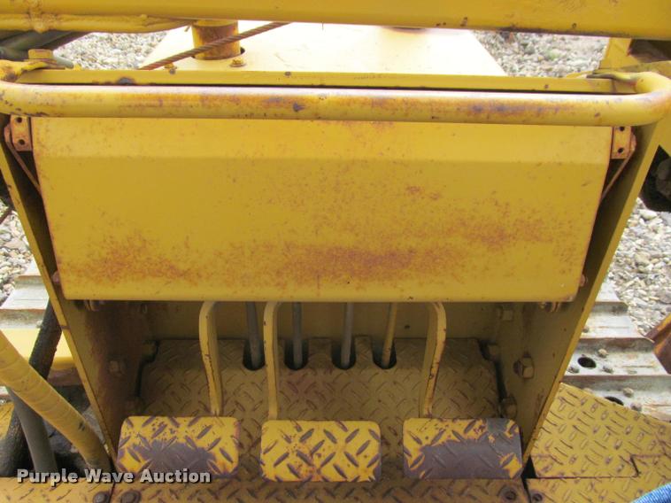 image for item K3993 Caterpillar D3B pipelayer