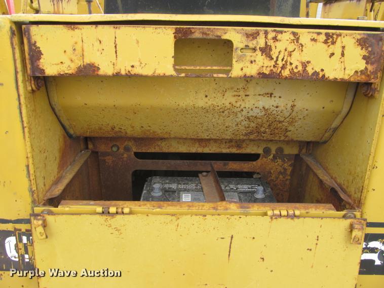 image for item K3993 Caterpillar D3B pipelayer