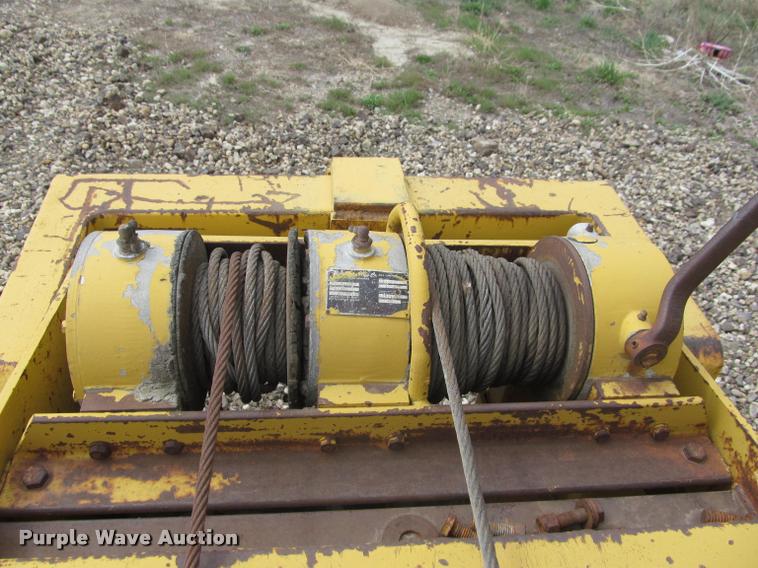 image for item K3993 Caterpillar D3B pipelayer