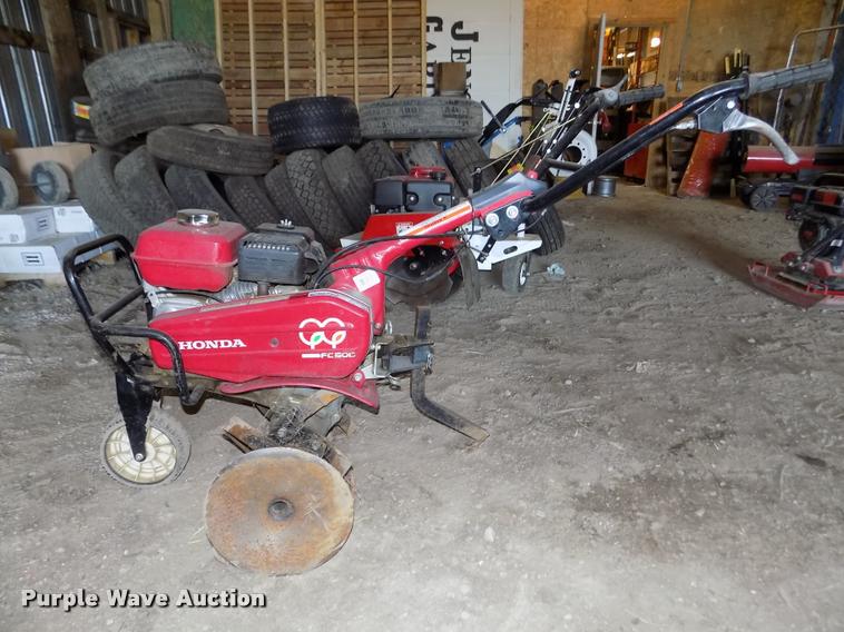 image for item AU9540 Honda FC600 tiller