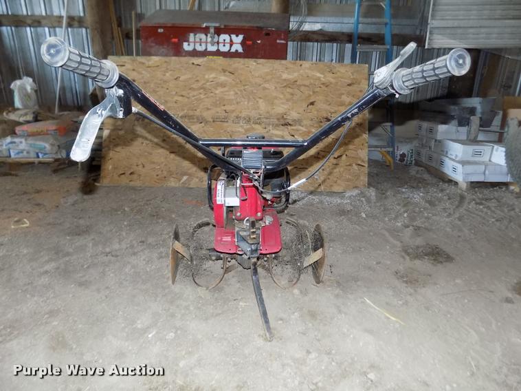 image for item AU9540 Honda FC600 tiller