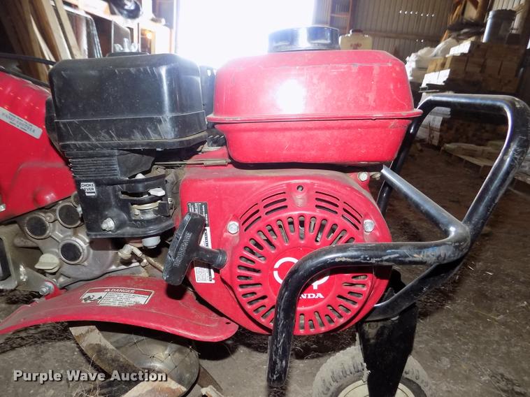 image for item AU9540 Honda FC600 tiller